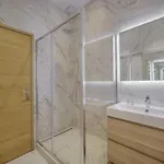 Apartment Renovated 1 Bedroom Near Palais 2p1 By Rivaevent